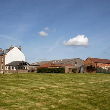 Wressle Grange Semesterbostad *